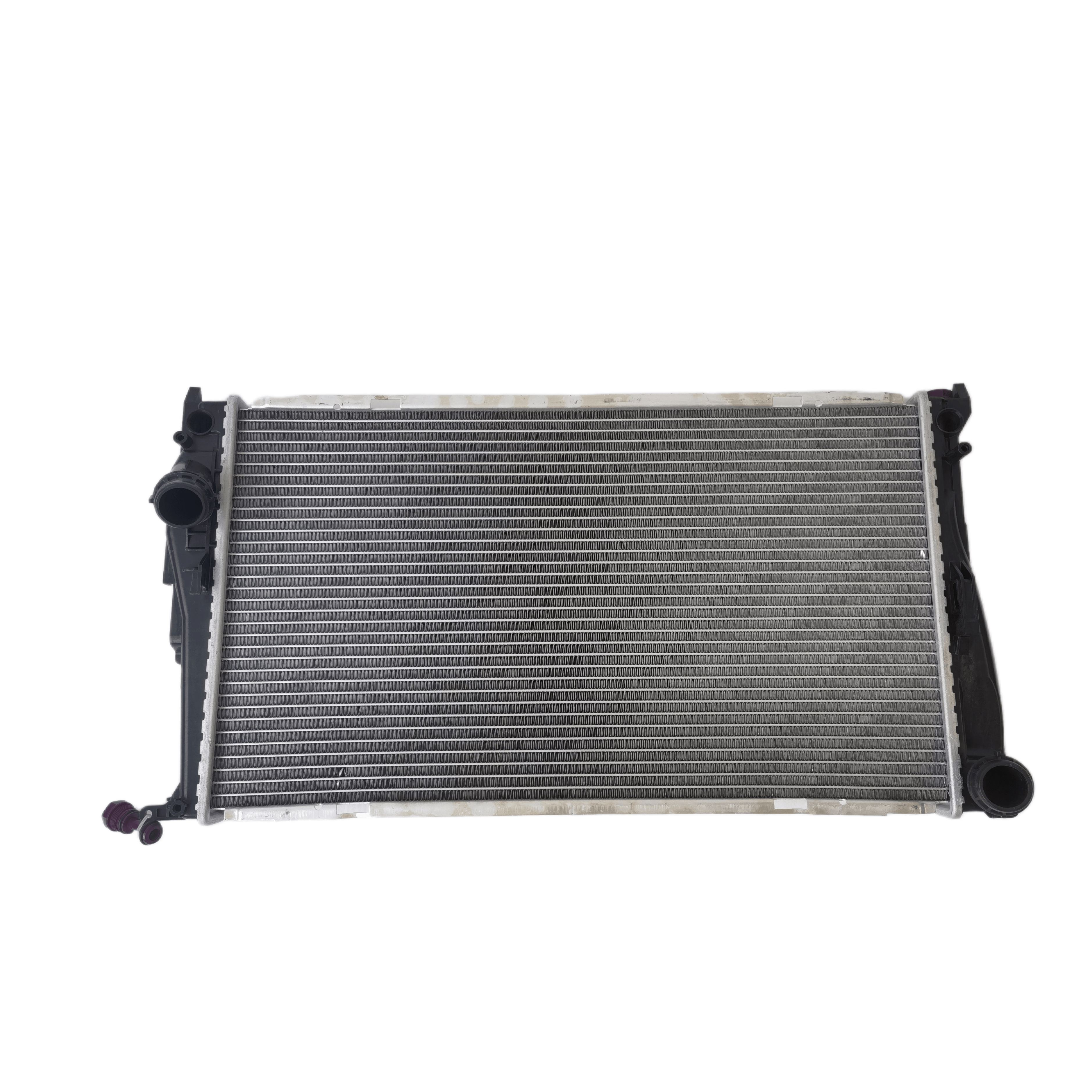 Hot Sale High Efficiency Aluminum Radiator OE 17117547059 for BMW X1 E84 Engine Cooling System Auto Spare Parts