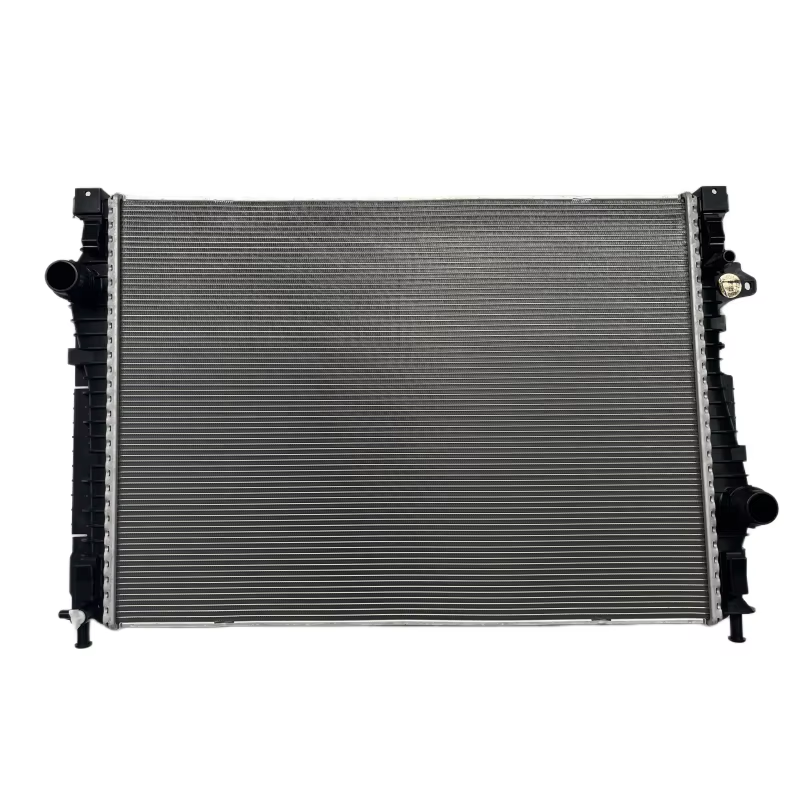 Premium High Performance Aluminum Radiator OEM LR135901 K8D2-8005-AD for Land Rover Evoque Engine Cooling System