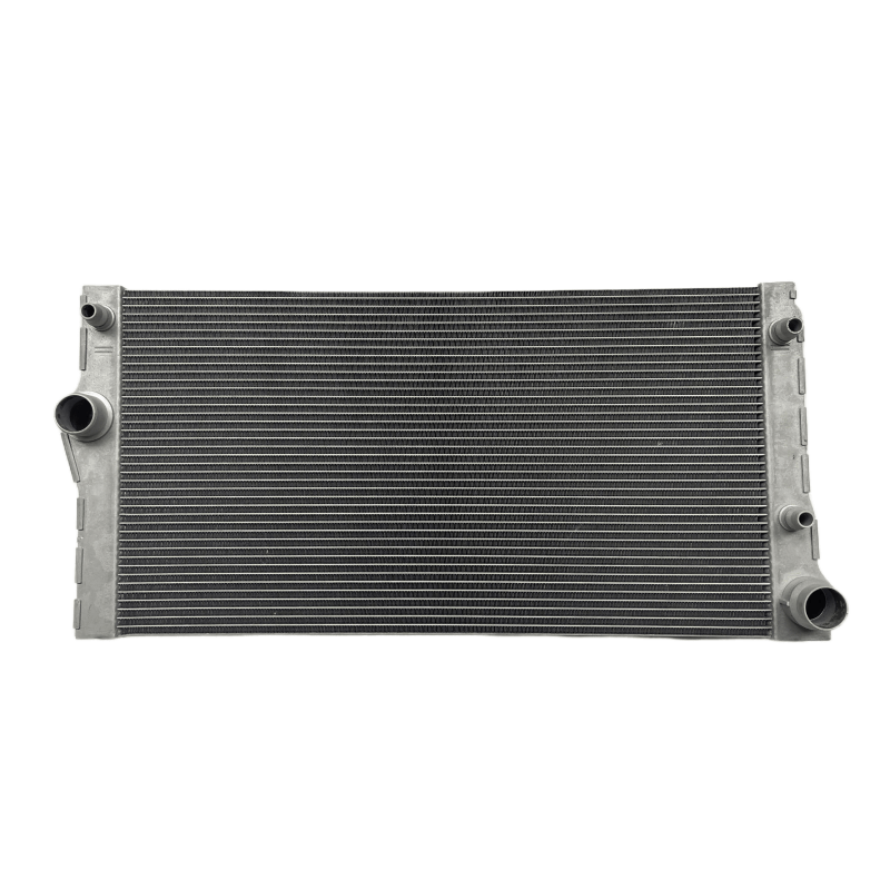 Hot Sale Brand New Aluminum Radiator OE 17117562586 for BMW F18 Car Engine Cooling System Auto Spare Part